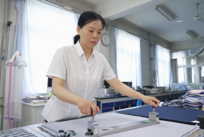 工匠汇&middot;第四批中国纺织大工匠|高淑霞:精益求精 立足本职工作夯实基本功